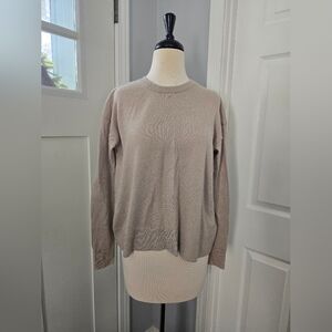 Pre Loved VINCE cashmere sweater size smallI in tan color